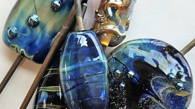 Double Helix Reducing Glass