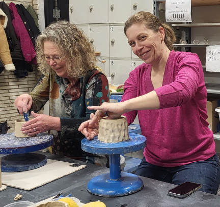Craft arts classes and community in St. Louis